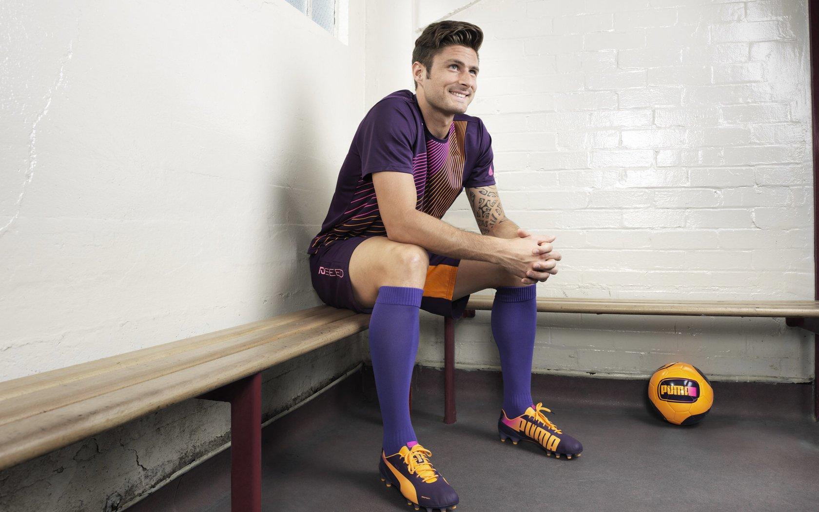 恩里克铁腕治军，对家人严格是底色，对球员更甚的执教哲学